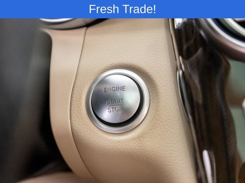 Used 2018 Mercedes-Benz GLC 300 4MATIC image 18