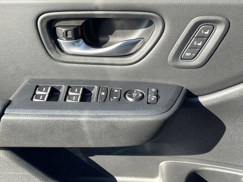 Used 2025 Honda Pilot Elite image 24