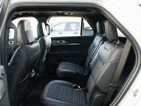 New 2026 Ford Explorer ST-Line w/ ST-Line Street Pack AWD/4WD image 33