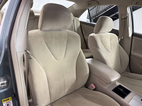 Used 2009 Toyota Camry LE image 23