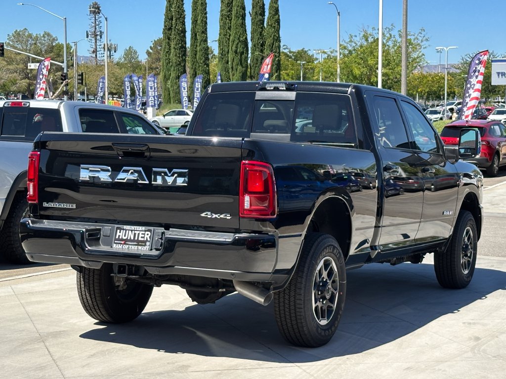 New 2025 RAM 2500 Laramie w/ Towing Technology Group AWD/4WD image 7