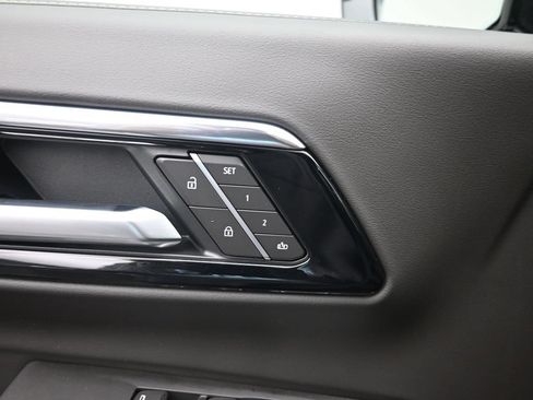 New 2026 Chevrolet Suburban Premier w/ Sun And Tow Package AWD/4WD image 16