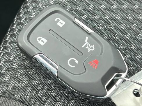 Certified 2024 GMC Terrain SLE w/ Driver Convenience Package AWD/4WD image 31