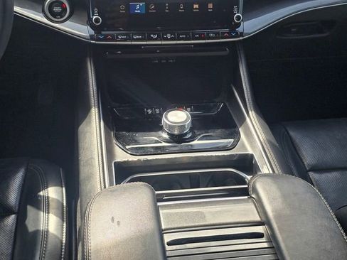 Used 2022 Jeep Wagoneer Series I image 18