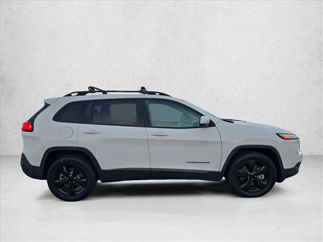 Used 2017 Jeep Cherokee High Altitude AWD/4WD image 4