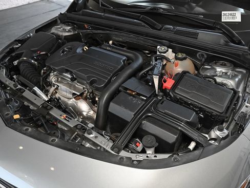 Used 2024 Chevrolet Malibu LT FWD image 15