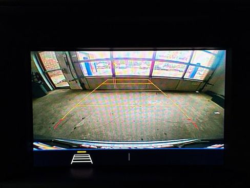 Used 2020 GMC Terrain SLE w/ Driver Convenience Package image 14