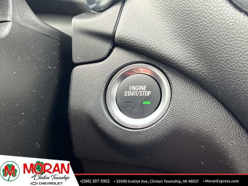 Certified 2024 Chevrolet Equinox LT FWD image 23
