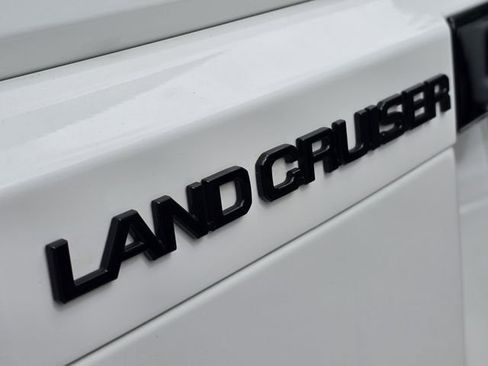 Used 2025 Toyota Land Cruiser w/ Premium Package AWD/4WD image 8