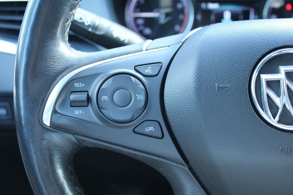 Used 2019 Buick Enclave Essence FWD image 16