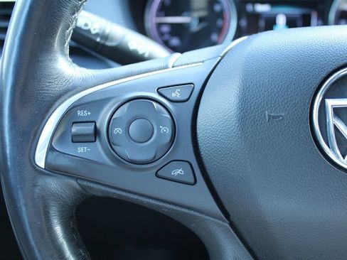 Used 2019 Buick Enclave Essence FWD image 16