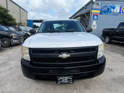 Used 2009 Chevrolet Silverado 1500 W/T RWD image 2