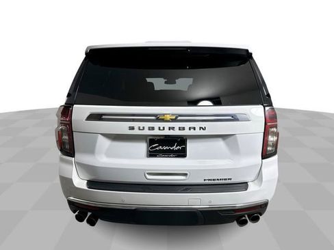 Used 2024 Chevrolet Suburban Premier RWD image 7
