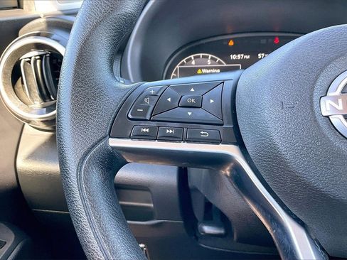 Used 2024 Nissan Kicks SV image 10