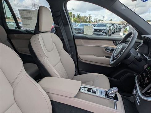 New 2026 Volvo XC90 B6 Plus w/ Protection Package Premier image 14