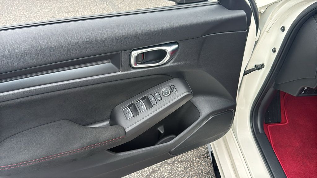 Certified 2023 Honda Civic Type R image 18
