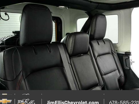 Used 2023 Jeep Wrangler Unlimited Rubicon w/ LED Lighting Group image 20