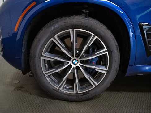 Used 2026 BMW X5 M60i AWD/4WD image 9