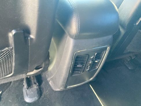 Used 2014 Dodge Durango SXT image 18