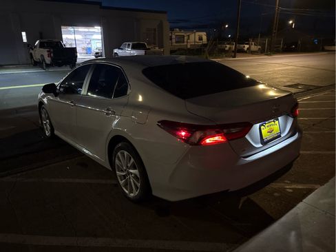 Used 2024 Toyota Camry LE image 7