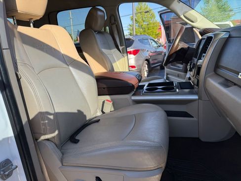 Used 2015 RAM 1500 Laramie AWD/4WD image 30