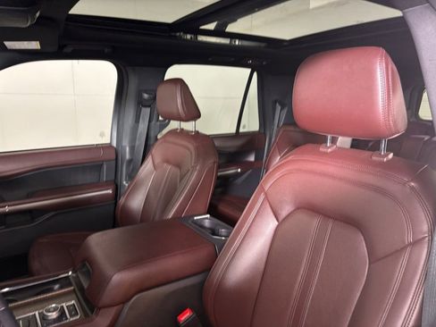 Used 2024 Ford Expedition Max Limited image 17