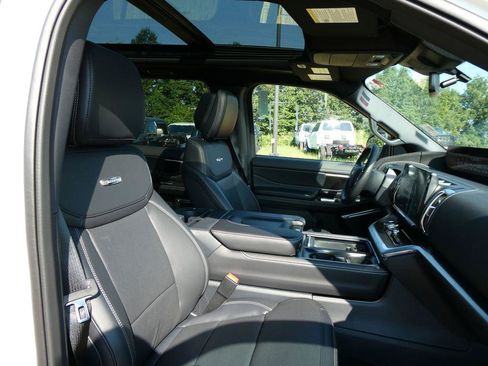 New 2027 Ford Expedition Max Platinum w/ Stealth Appearance Package AWD/4WD image 11