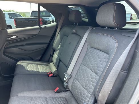 Used 2021 Chevrolet Equinox LT FWD image 34