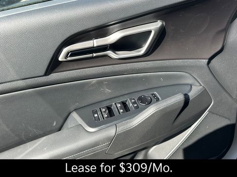 New 2026 Kia Sportage EX image 9