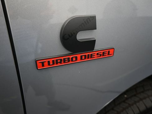 Used 2024 RAM 3500 Tradesman image 41