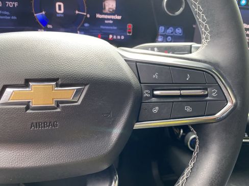 Used 2024 Chevrolet Equinox EV LT AWD/4WD image 21