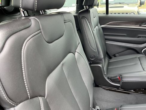 New 2026 Jeep Grand Cherokee L Limited AWD/4WD image 46