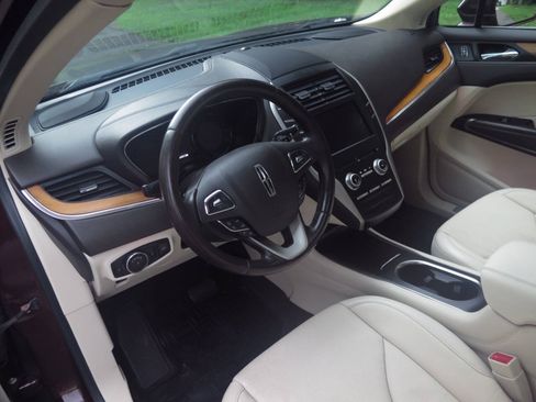 Used 2016 Lincoln MKC Reserve w/ Lincoln MKC Climate Package AWD/4WD image 7