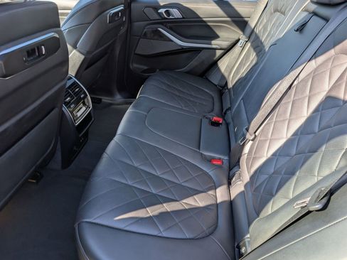 Used 2024 BMW X5 sDrive40i w/ Premium Package image 26