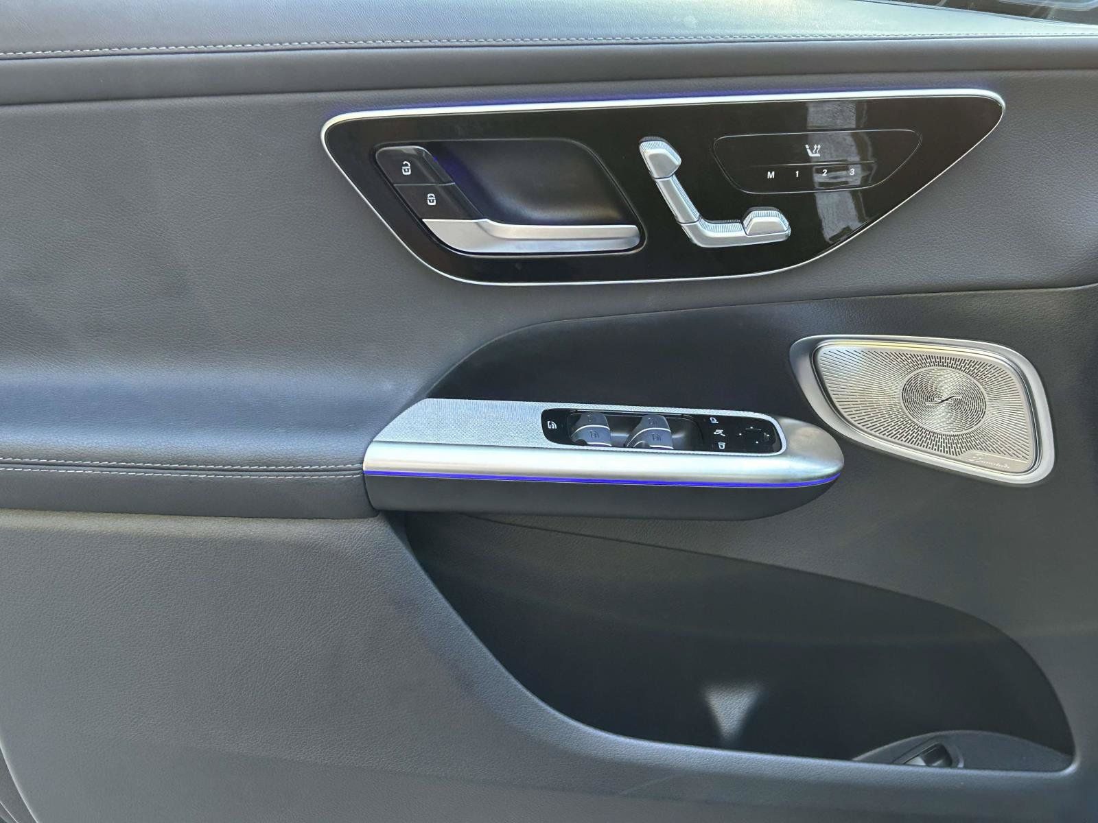 Certified 2025 Mercedes-Benz GLC 300 image 19