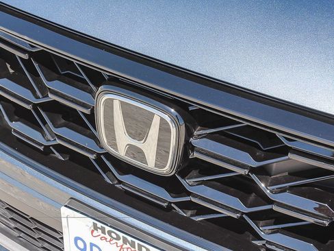 Certified 2025 Honda CR-V Sport image 12