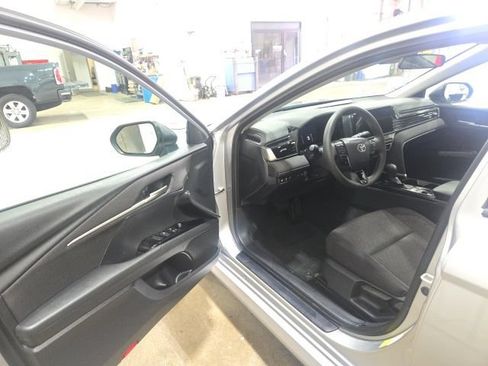 Used 2025 Toyota Camry LE FWD image 18
