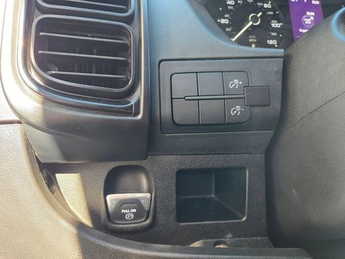 Used 2023 RAM ProMaster 2500 FWD image 17