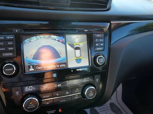 Used 2018 Nissan Rogue Sport SL w/ SL Premium Package AWD/4WD image 17