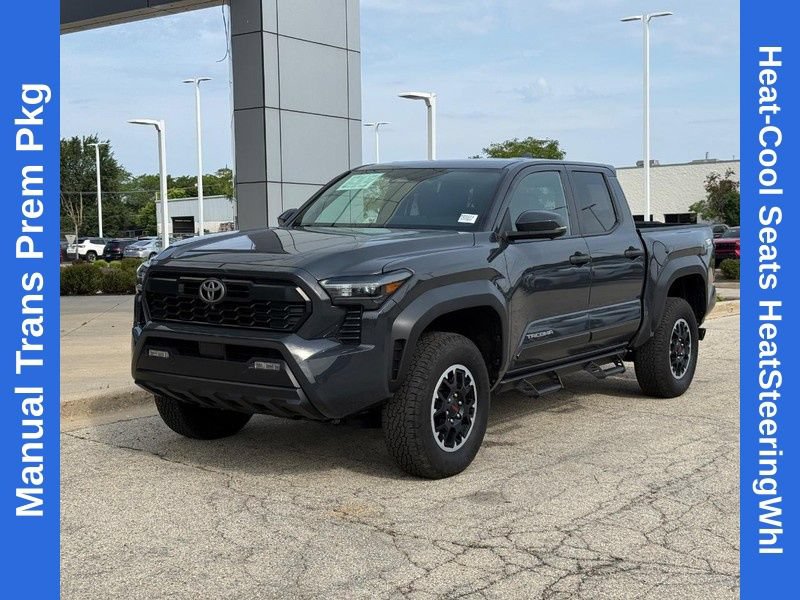 Used 2024 Toyota Tacoma TRD Off-Road w/ TRD Off Road Premium Package AWD/4WD image 7