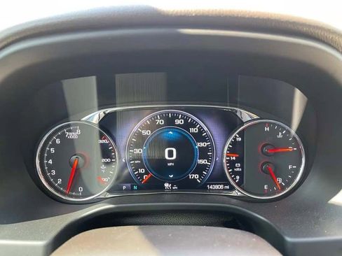 Used 2017 GMC Acadia Denali w/ Technology Package AWD/4WD image 28