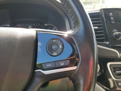 Used 2019 Honda Pilot Touring image 21