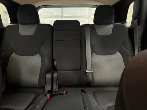 Used 2016 Jeep Cherokee Altitude w/ Cold Weather Group image 14