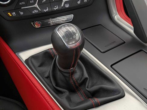 Used 2019 Chevrolet Corvette Z06 RWD image 29