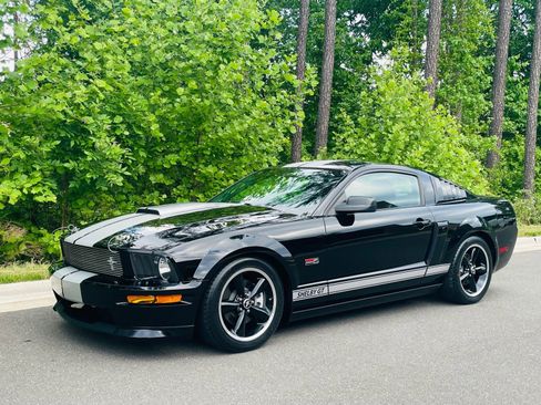 Used 2007 Ford Mustang GT Premium RWD image 16
