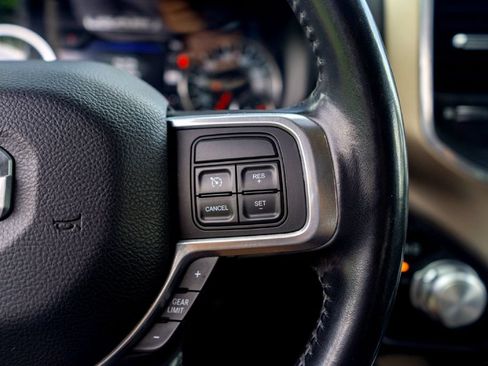 Used 2022 RAM 2500 Laramie AWD/4WD image 14