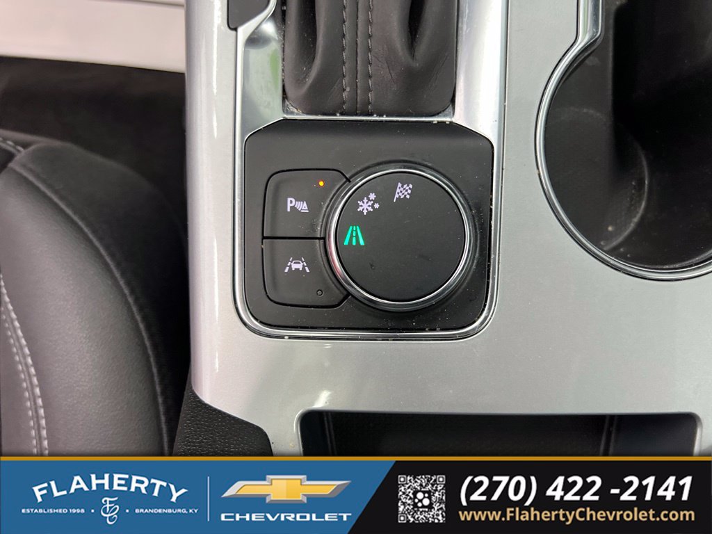 Used 2025 Chevrolet Blazer LT w/ Midnight/Sport Edition FWD image 31