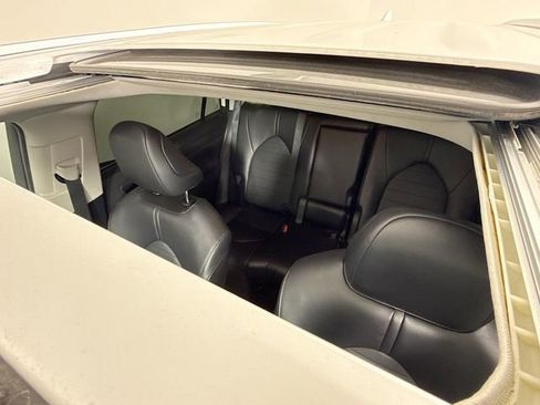 Certified 2025 Toyota Highlander XLE image 21