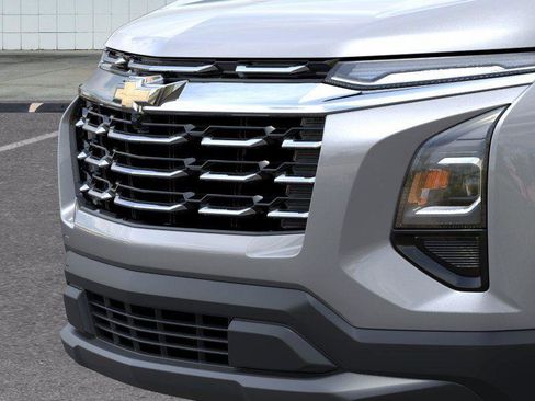 New 2026 Chevrolet Equinox LT w/ Convenience Package II FWD image 13