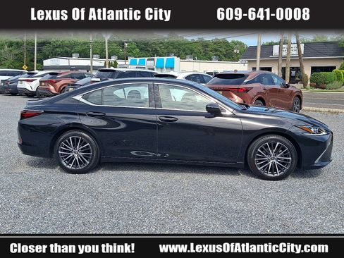 Certified 2024 Lexus ES 350 w/ Premium Package FWD image 7